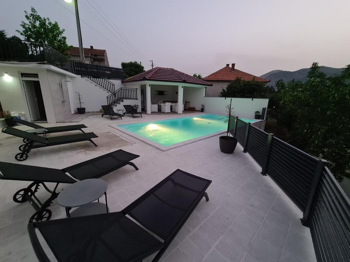 Studio Apartmani Milovic Trebinje Kültér fotó